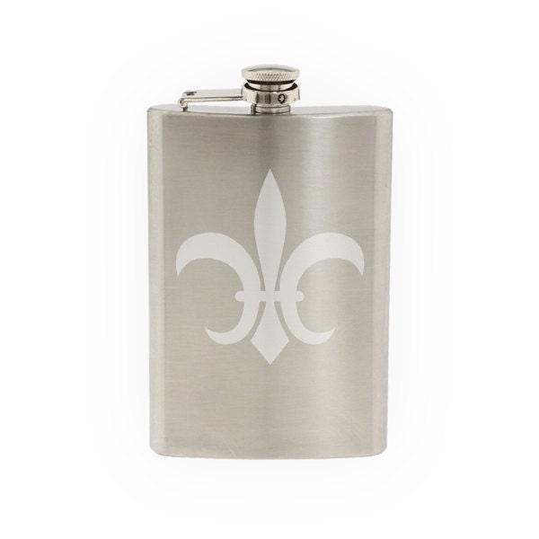 Renaissance Faire - Fleur De Lis Lily Flower French Symbol - Etched 8 Oz Stainless Steel Flask